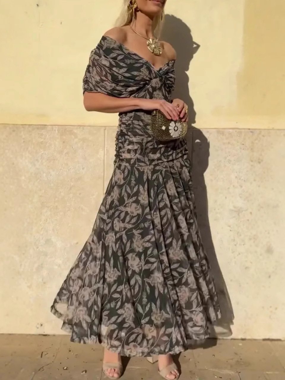 Women's Off-the-shoulder V-neck Printed Dress