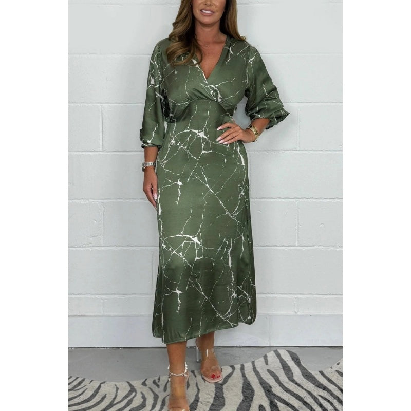 🌴 A summer-exclusive 👗 V-neck long-sleeved midi skirt for a lazy French romance 💕