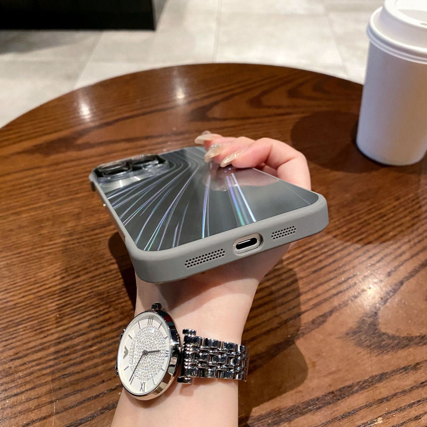 Suitable for iPhone cases gradient laser alex without frame comes with lens film