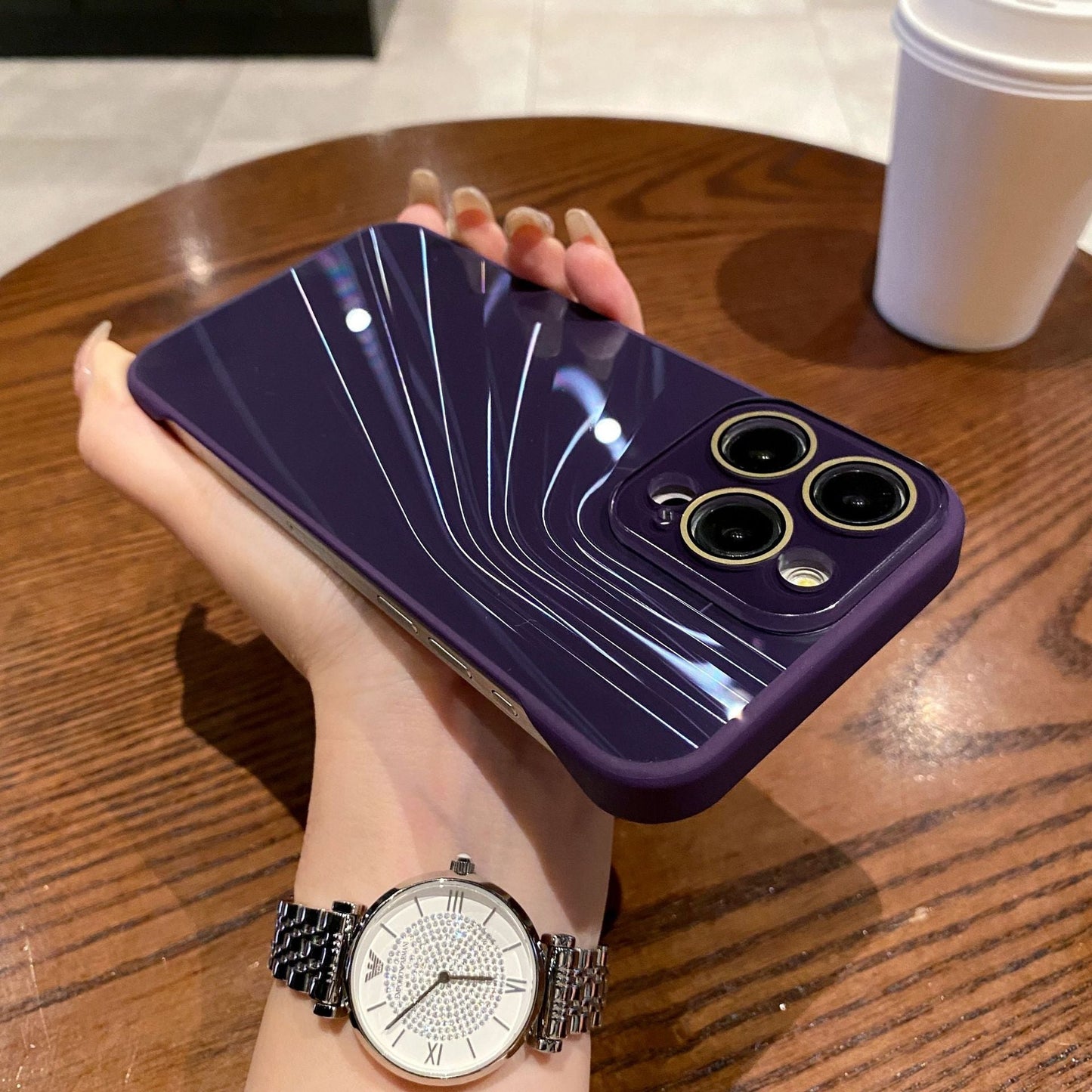 Suitable for iPhone cases gradient laser alex without frame comes with lens film