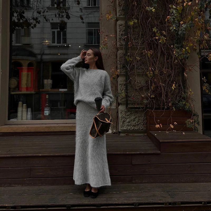 đ„đ€Early Black Friday Sale:50% OFFđ€Womenâs Elegant Cozy Sweater and Flared Skirt Set