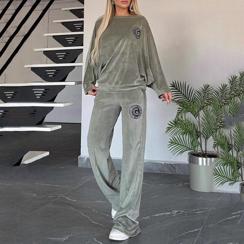 Women’s Cozy Casual Set - Soft Batwing Top and Wide-Leg Pants