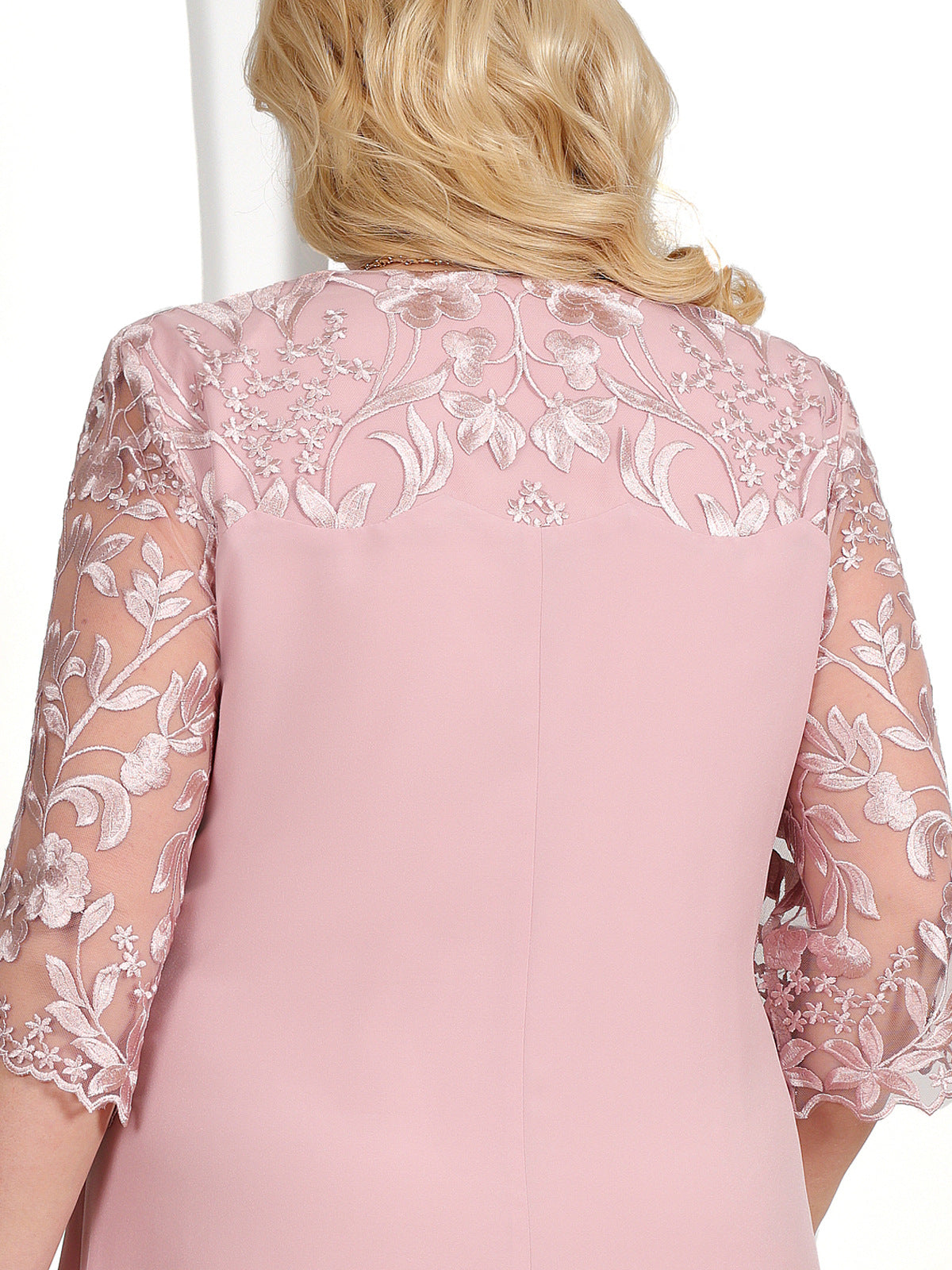🎁Limited time 49% OFF⏳Women's Embroidered Chiffon Splicing Round Neck Dress