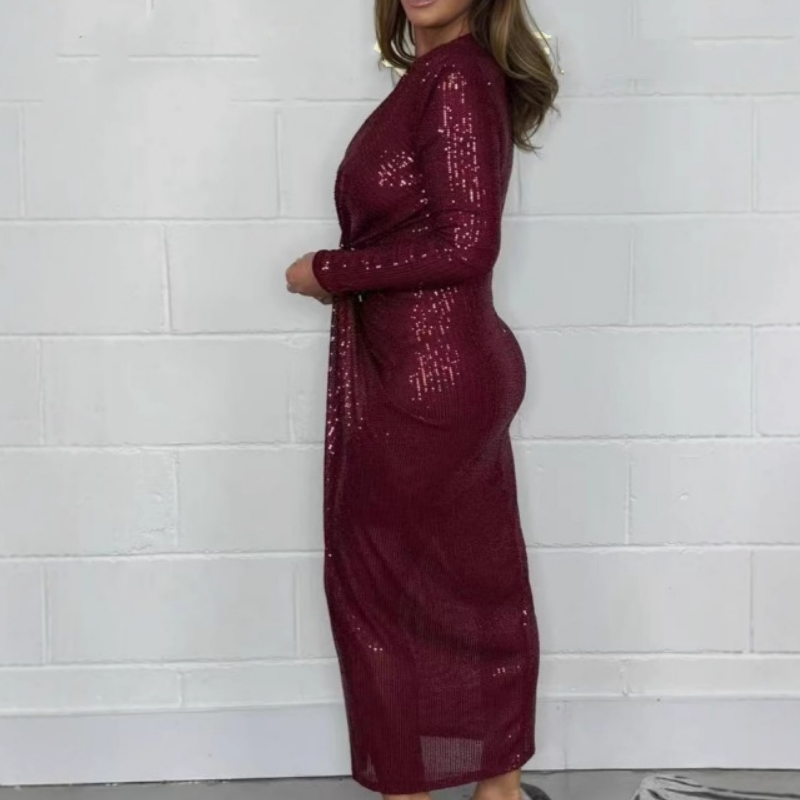 ✨ Glitter & Glamour ✨ Sexy Sequined Deep V-Neck Dress – Made for the Spotlight! 💃🔥