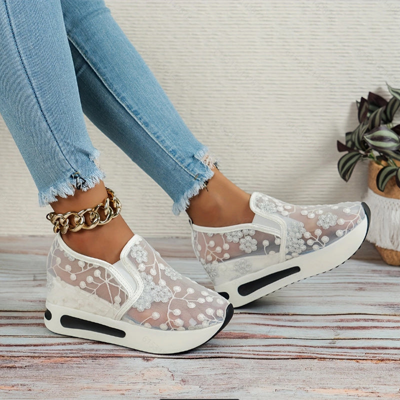 Women's Casual Mesh Breathable Thick Sole Shoes