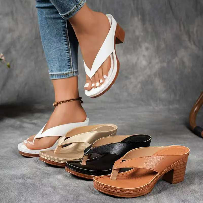 Women’s Summer Chunky Heel Flip Flops