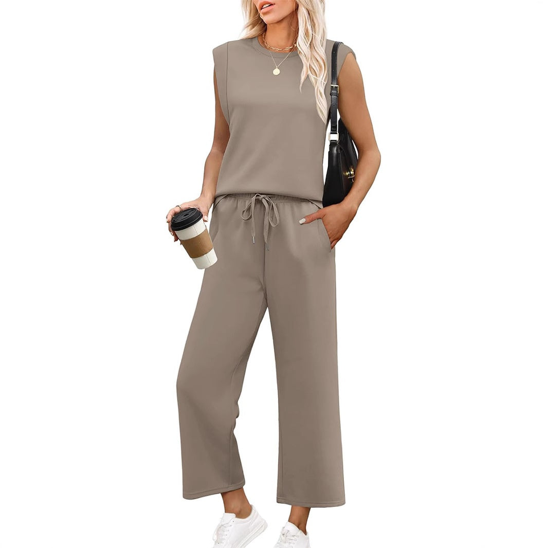 💕Hot Sale 60% OFF🔥New Women's Sleeveless Top & Wide-Leg Pants Set