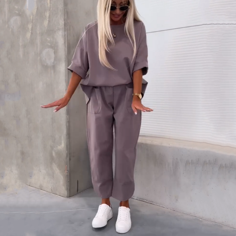 Women’s Casual Solid Short-Sleeve Tops & Pants Two-Piece Set