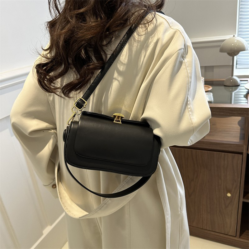 Women's Stylish & Versatile Shoulder Bag