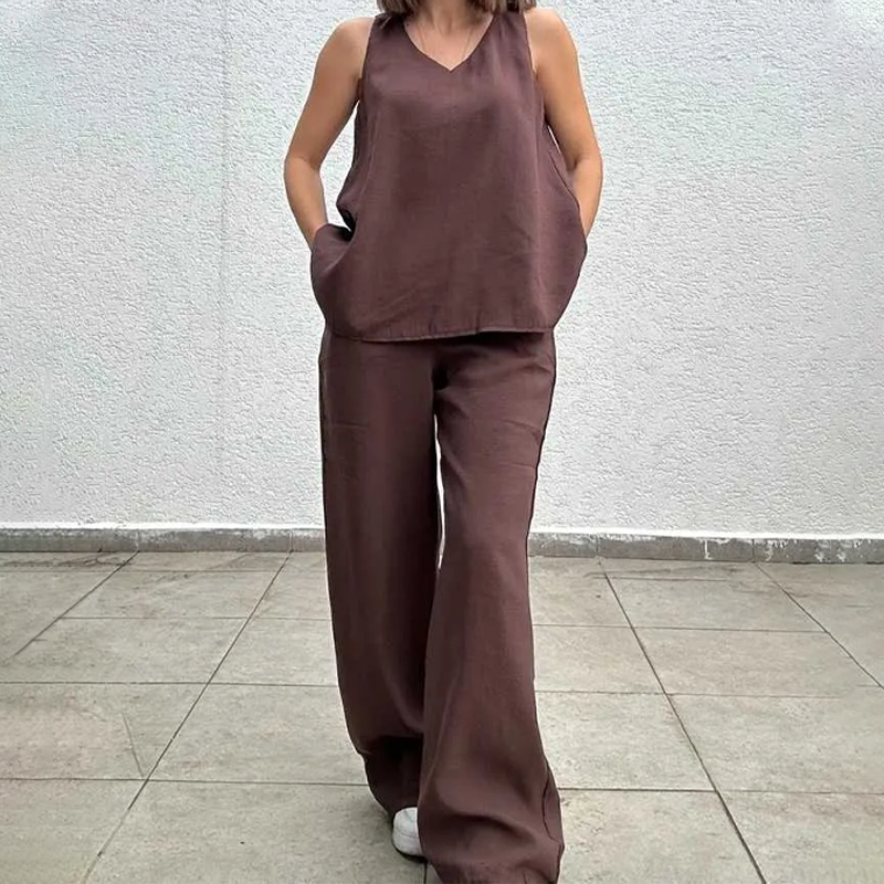 Women’s Sleeveless Top & Wide-Leg Pants Set