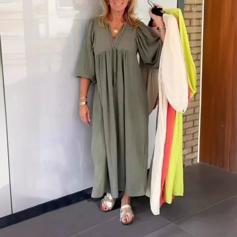 Bubble & 3/4 Sleeve V-Neck Maxi Dress