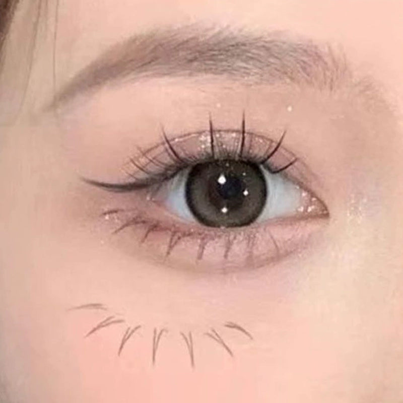 Quick-Drying & Waterproof Ultra-Fine Tip Eyeliner