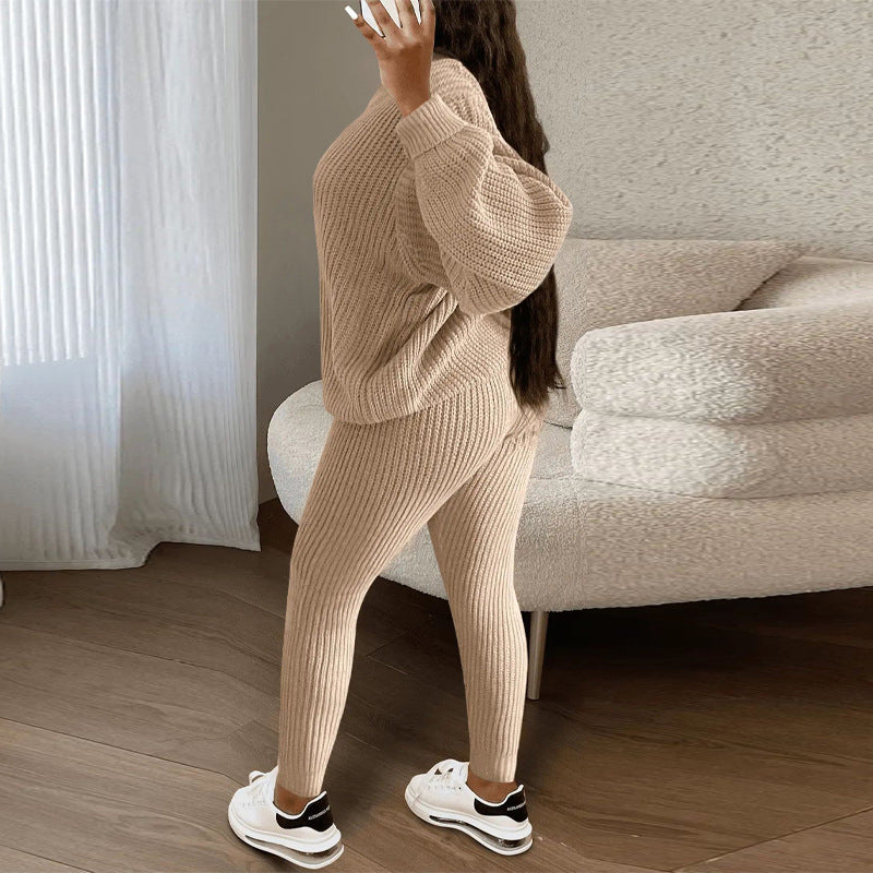Women’s Loose Fit Top & Solid Color Pants 2-Piece Set