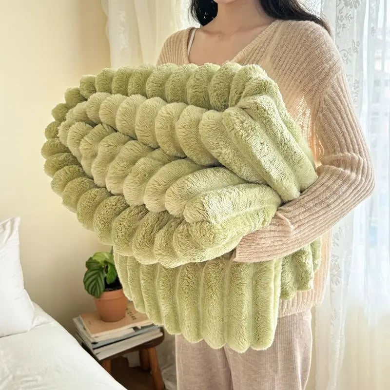 🎅Xmas Hot Sales - 50% OFF🛏️Thickened rabbit plush&milk velvet cover blanket