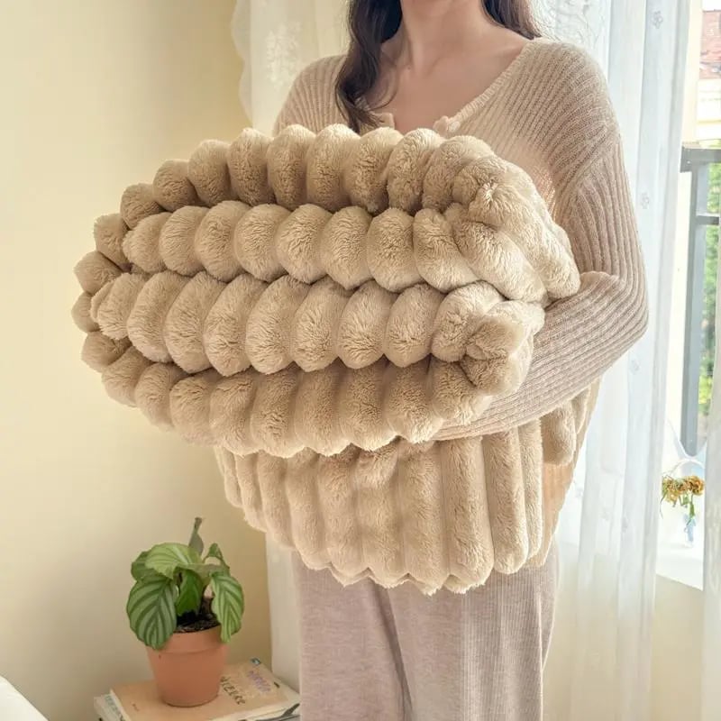 🎅Xmas Hot Sales - 50% OFF🛏️Thickened rabbit plush&milk velvet cover blanket