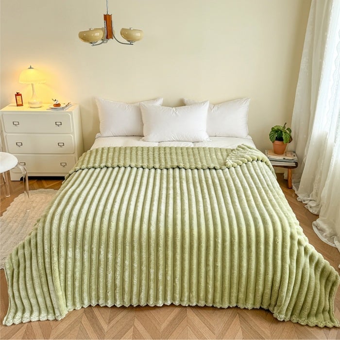 🎅Xmas Hot Sales - 50% OFF🛏️Thickened rabbit plush&milk velvet cover blanket