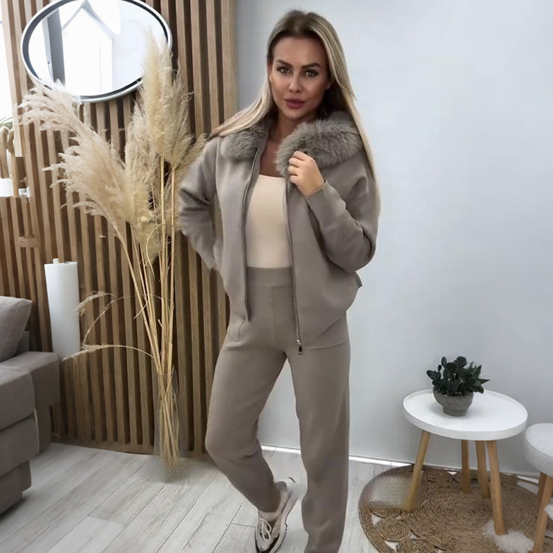 š„Hot Sale Offers-Womenās Plush Collar Zip-Up Hoodie & Jogger Set