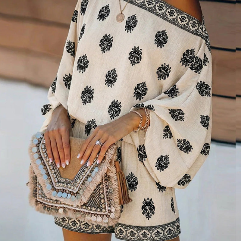 đ 50% OFF NOW! ⨠Bohemian Off-Shoulder Jumpsuit â Printed, elastic waist & side pockets â Flowy, breathable â perfect for beach, festivals or summer travel đş