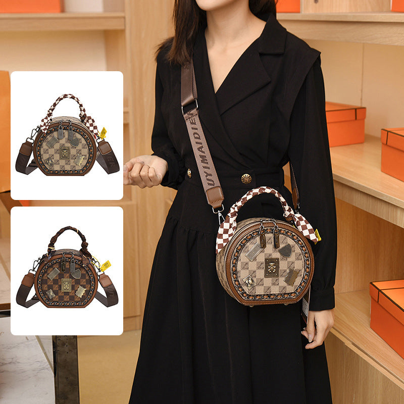 👜Hot sale Women Fashion Handbag Retro Bear Badge Shoulder Bag