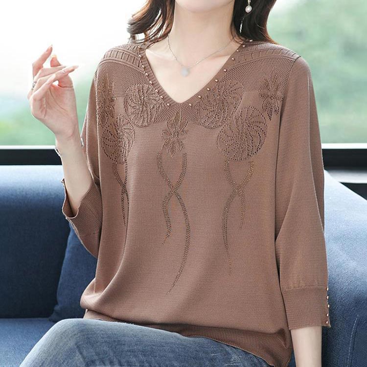 🔥Limited time 50% off🔥Women’s Vintage V-neck Beaded Pullover Shirt