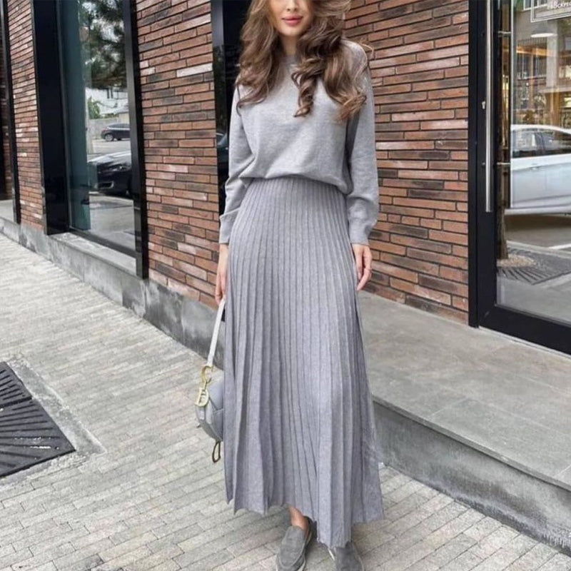 💞Winter Wardrobe Essentials 62%OFF 💞Women's Round-Neck Top ＆ Pleated Skirt 2-Piece Set