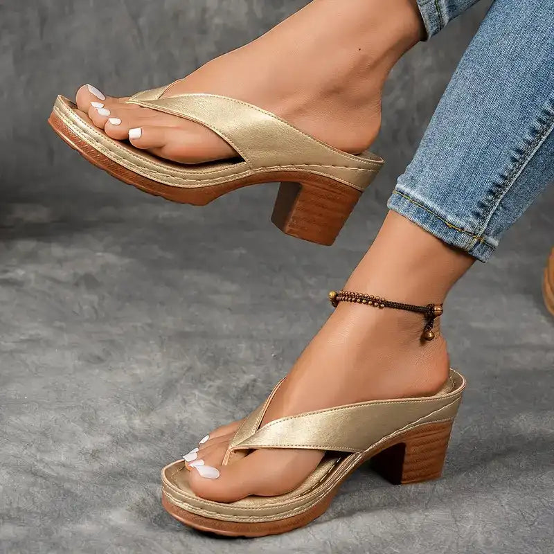 Women’s Summer Chunky Heel Flip Flops