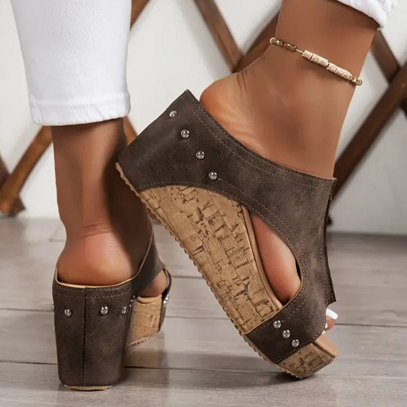 🔥50% OFF for a limited time🔥Women's Wedge Sandals with Studded Details☀️Delivered within 5 working days👜
