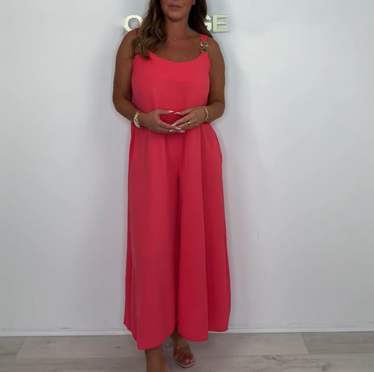 I love the 💓 women's solid-color loose jumpsuit, which is beautiful when you wear it