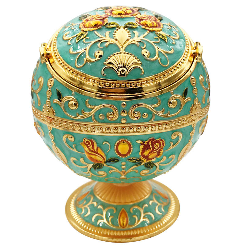 Retro Multi-Functional & Flip-Top Ashtray