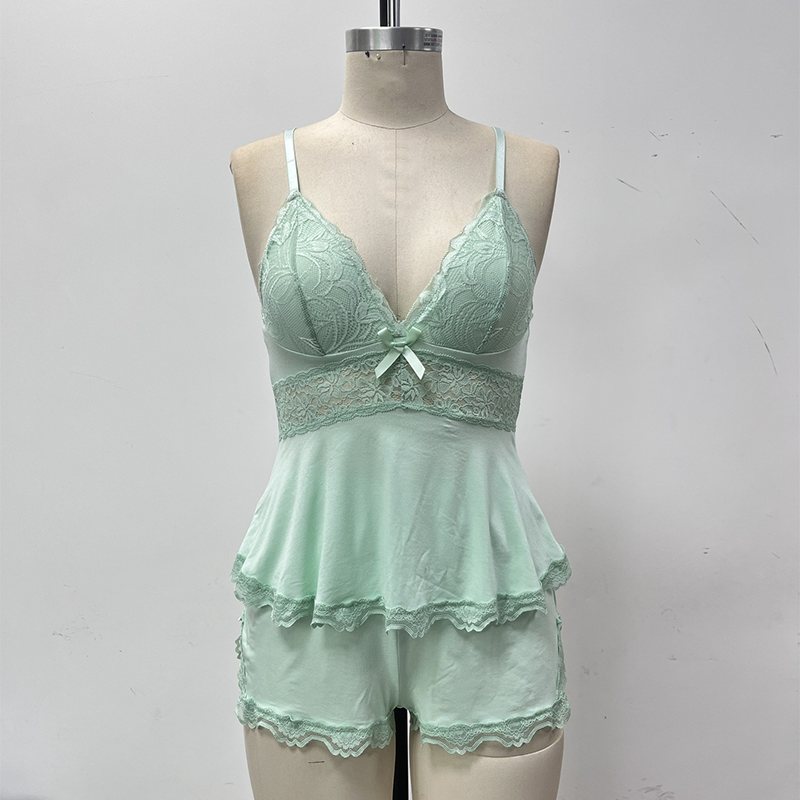 💕What should I wear tomorrow?💕Lace Trimmed V-Neck Camisole & Shorts Sleepwear Set