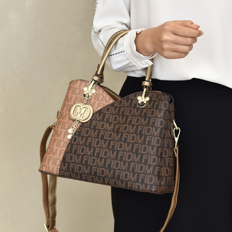 BEST GIFT 2025 for Mom 💝👜 Stylish and elegant ladies handbag