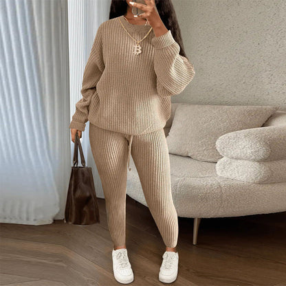 Women’s Loose Fit Top & Solid Color Pants 2-Piece Set