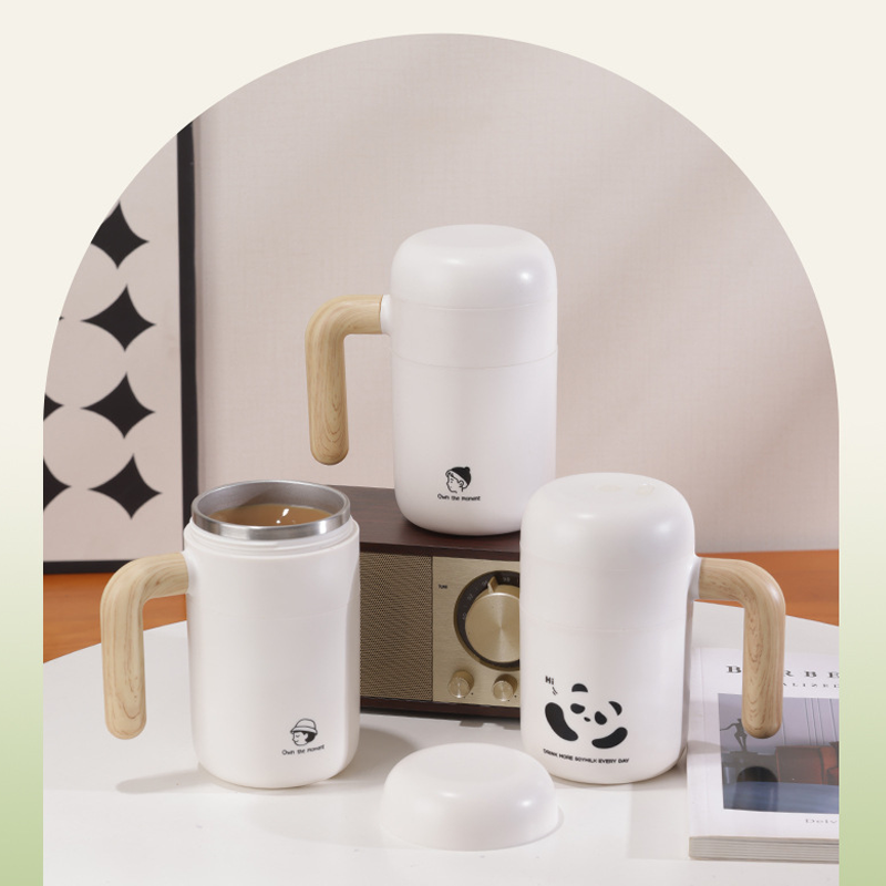 Rechargeable Self Stirring Mug with Lid