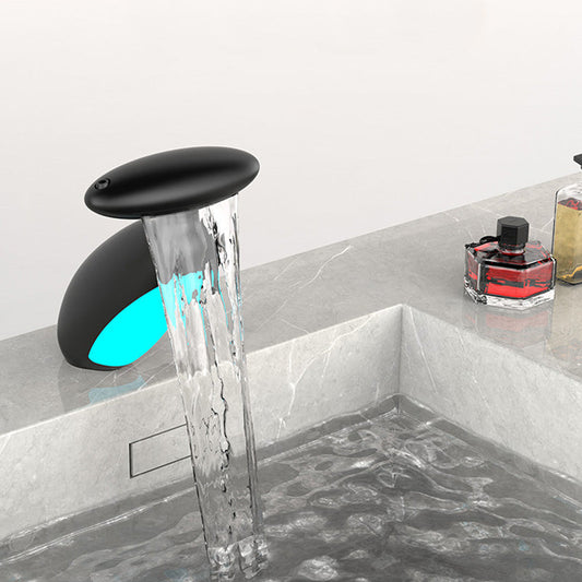 360° Rotating Pull-Out Washbasin Faucet With 4 🚿Water Flow Modes & LED Light💡
