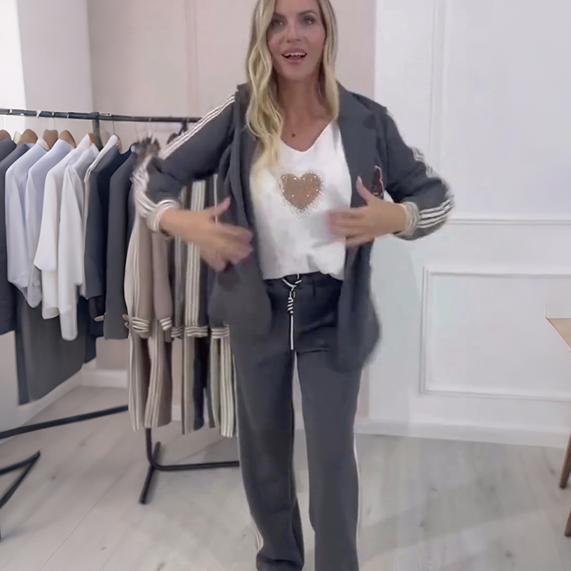 🔥Limited-time offer: 50% off-Fashion Side Striped Blazer & Pants 2-Pieces Set