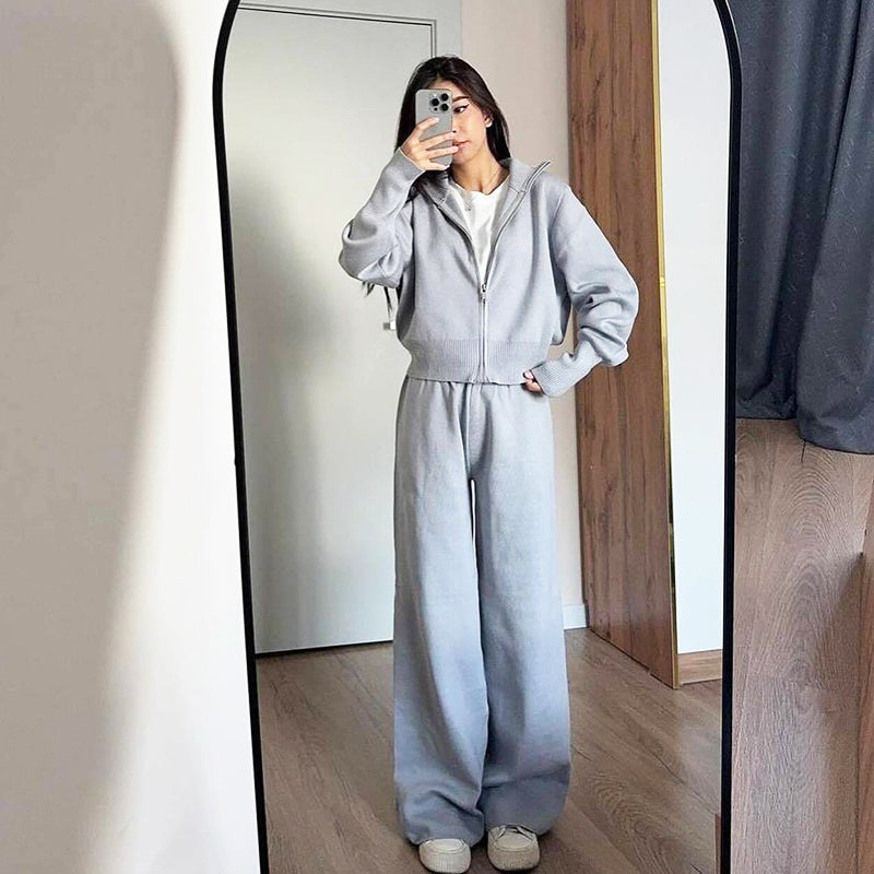 💥New arrivals: 50% off-Women's Knitted Slim-Fit Zip-Up Top & Wide-Leg Pants Set