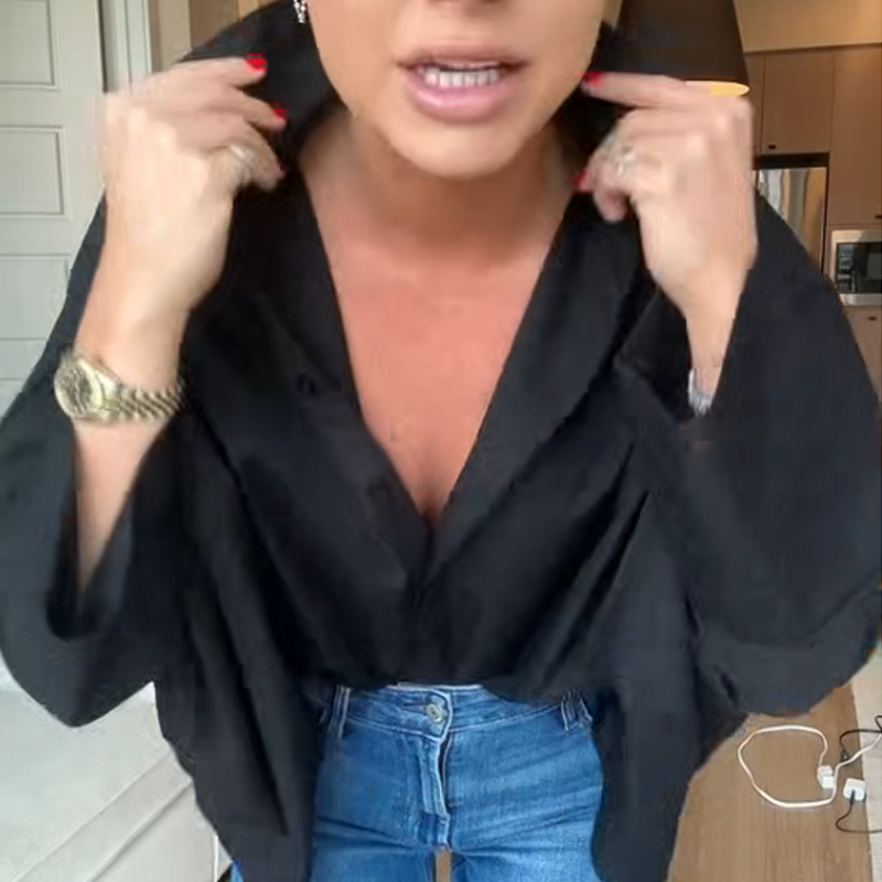 🔥New arrivals now available at 50% off-Women's Flared Hem Lapel Shirt