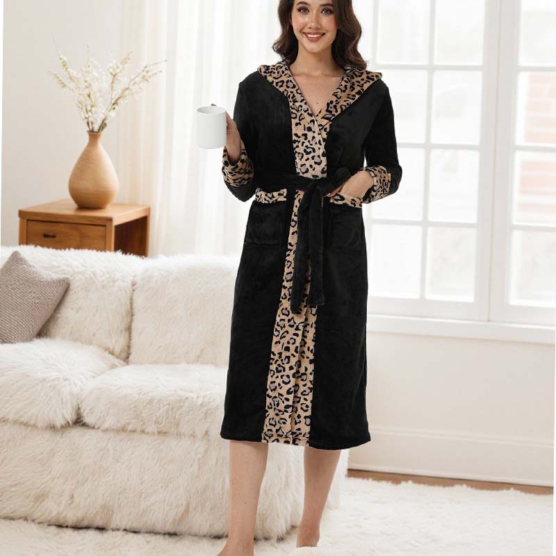 Women’s Cozy Hooded Leopard Print Bathrobe