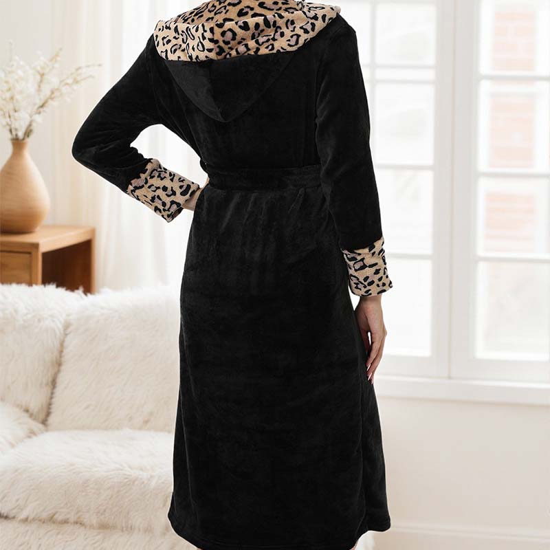 Women’s Cozy Hooded Leopard Print Bathrobe