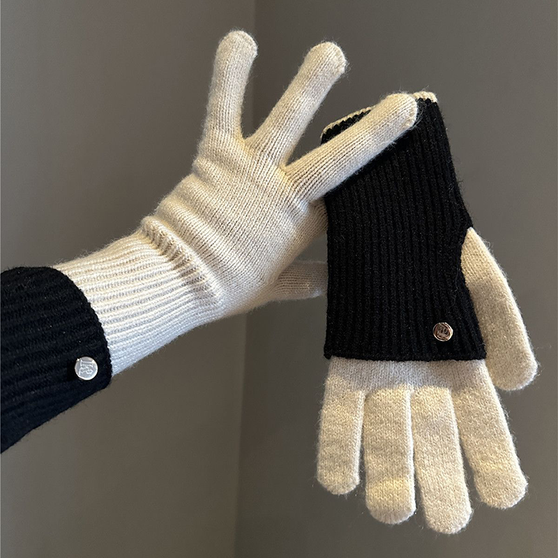 Warm & Stylish Color-Block Convertible Gloves