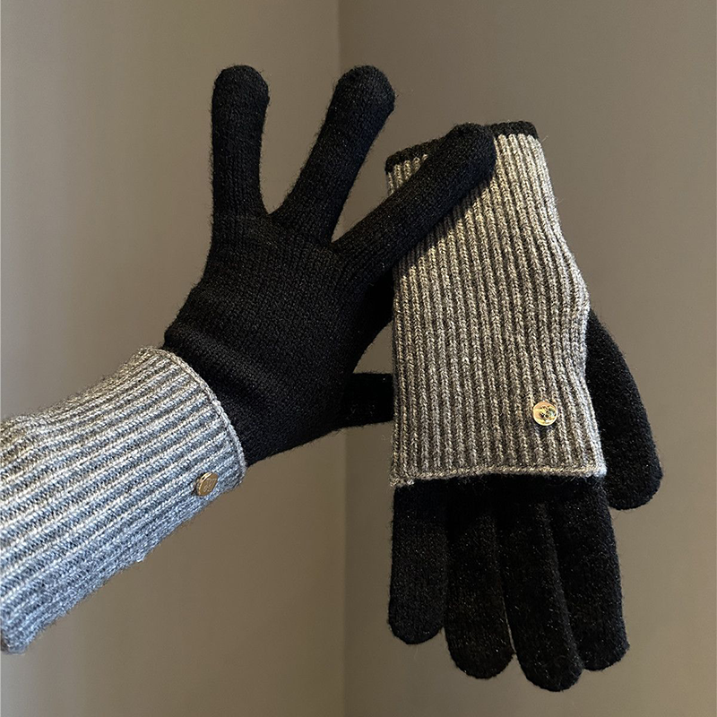 Warm & Stylish Color-Block Convertible Gloves