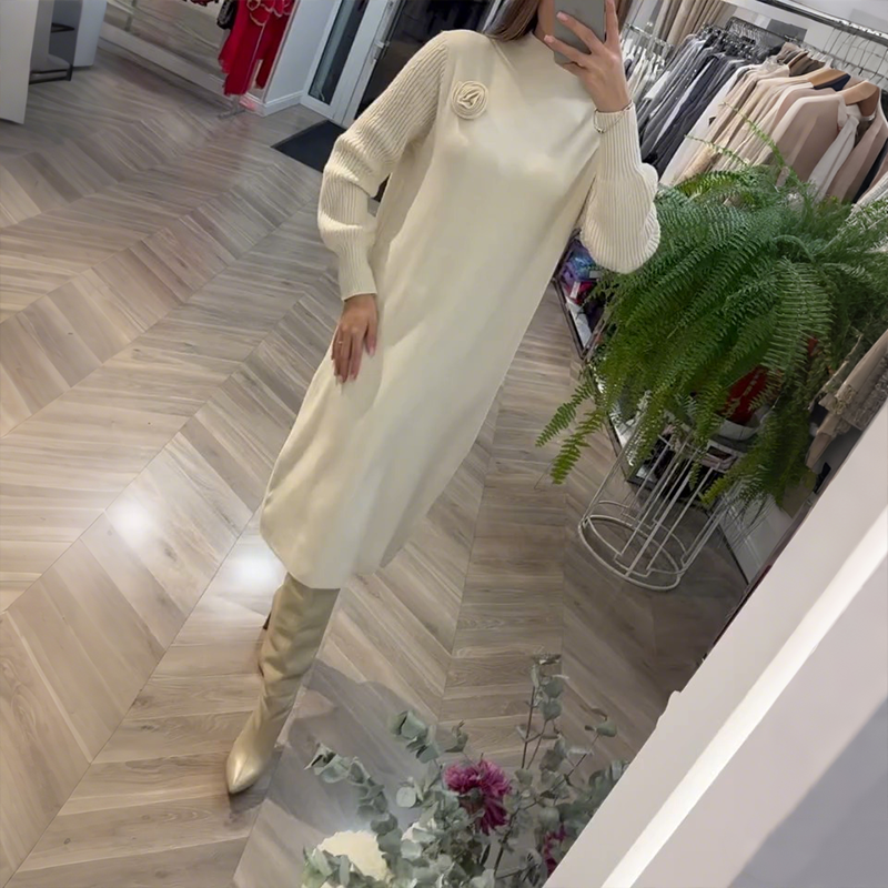 Women’s Long-Sleeve Mock-Neck Loose Knit Midi Dress