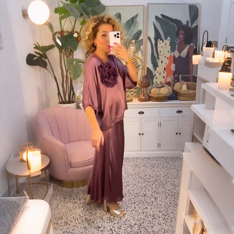 🔥Limited-time offer-Women's Half-Sleeve Satin Top & Skirt Set