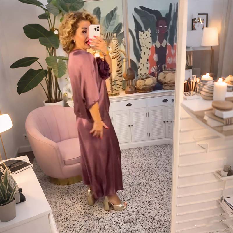 🔥Limited-time offer-Women's Half-Sleeve Satin Top & Skirt Set