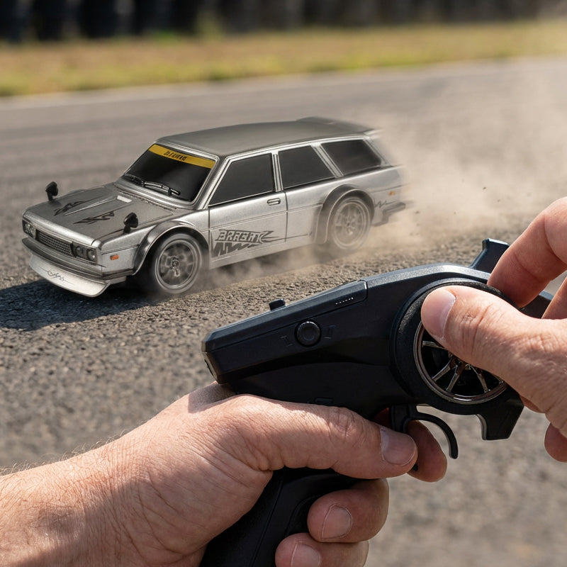 1:24 Scale RC Drift Car with LED Lights