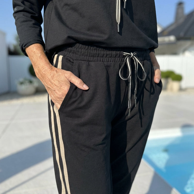 Women’s Hooded Jacket & Drawstring Pants Set