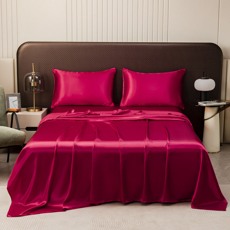 Plain satin flat sheet🛏️As soon as it touches the skin, it provides an exceptionally soothing feeling, making it ideal for sleep.😴