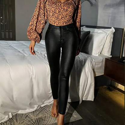🔥Hot Sale Offers-Chic Women's Pants: Slim Fit & Versatile Style