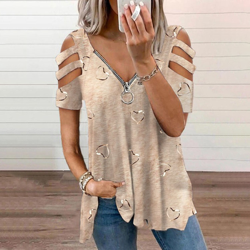 Bestseller💕 Cold Shoulder Tee – Trendy Cutout & Easy Pairing for Every Look