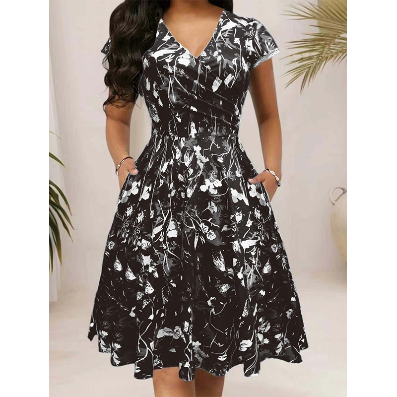 Women's Elegant Printed Dress with Pockets